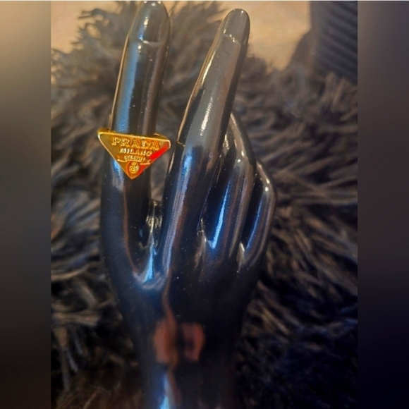 Prada 18kgp Gold Triangle Ring - Picture 1 of 8